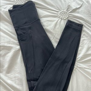Athleta Salutation Leggings With Side Pockets